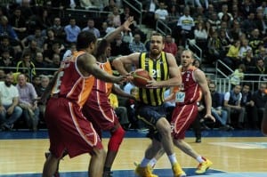 Oguz Savas Fenerbahce_vs_Galatasaray